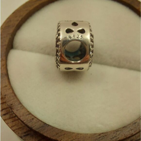 925 Sterling Silver Black Swan Charm - Picture 6 of 6